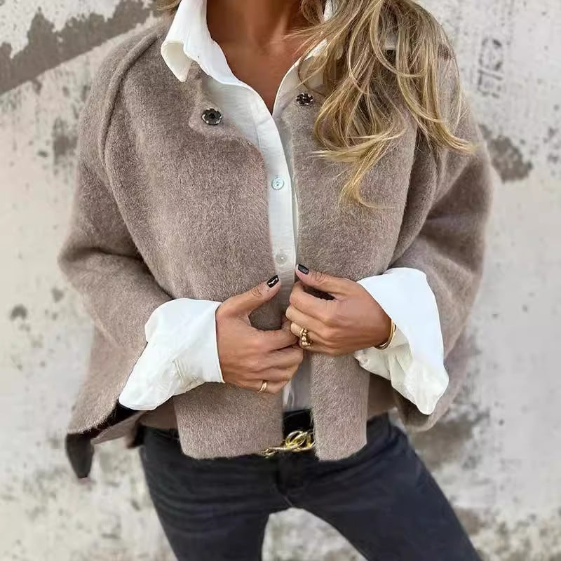 Ilse™ | Kort jacka med eleganta utställda ärmar